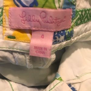 Lilly Pulitzer Shorts - Lilly Pulitzer gold skirt with built in skort Lilly Pulitzer Shorts - Lilly Pulitzer gold skirt with built in skort